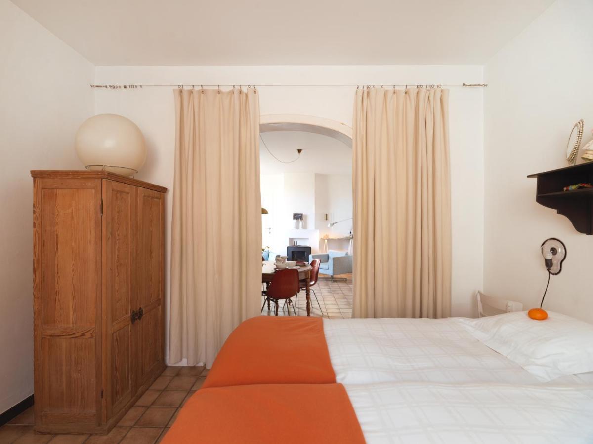 Charming Arty Studioflat, Overlooking The Domain Of A 17Th Century Chapel An Ideal Location For Business Travellers And Peace Seekers Tielrode Zewnętrze zdjęcie