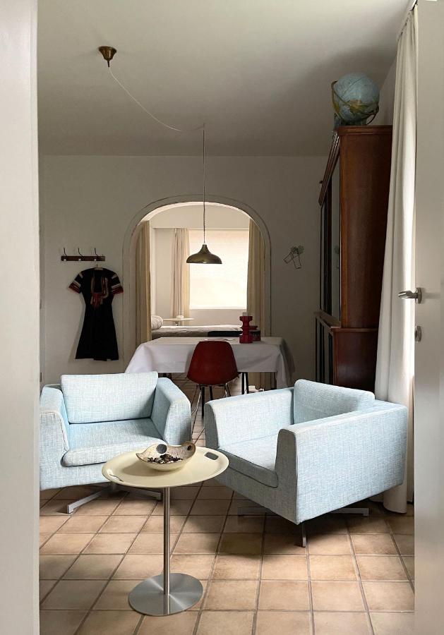 Charming Arty Studioflat, Overlooking The Domain Of A 17Th Century Chapel An Ideal Location For Business Travellers And Peace Seekers Tielrode Zewnętrze zdjęcie